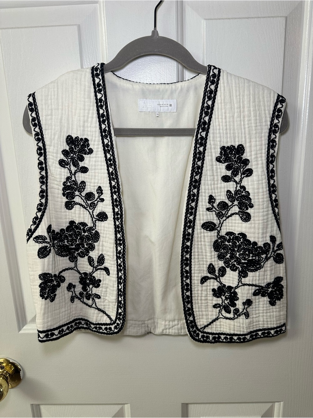 Zara Cream and Black Quilted Vest